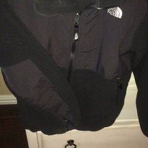 Black north face jacket